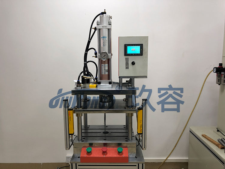 PLC控製哔咔漫画成人機